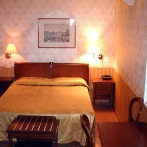 https://varsavia.it-tuscanyhotel.com
