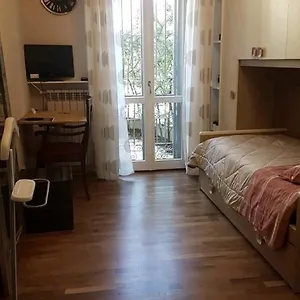 https://camera-a-10-minuti-dal-policlinico-ed-eni.italymilanhotels.net